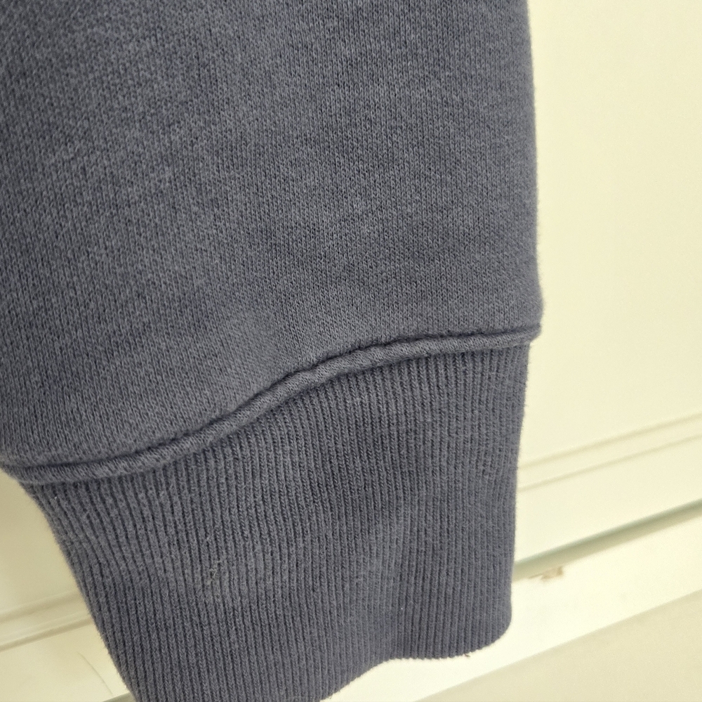 Men's Hollister Sweatshirt - Picture 2 of 6